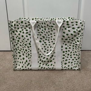 TRVL Spot On Bag